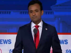 'Sounds like ChatGPT': Vivek Ramaswamy takes center stage at Republican debate