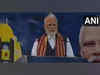 PM Modi halts speech to assist person in distress