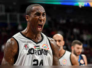 Jordan's Rondae Hollis Jefferson reacts during the FIBA Basketball World Cup Group C match between Greece and Jordan at the Mall of Asia Arena in Pasay City, suburban Manila, on August 26, 2023. (Photo by SHERWIN VARDELEON / AFP)