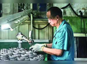 China’s Factory Activity Shrinks for Fifth Month