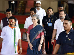 Mumbai, Aug 31 (ANI): Congress Parliamentary Party Chairperson Sonia Gandhi and ...