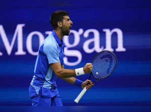 Novak Djokovic comes back after dropping the first 2 sets to beat Laslo Djere at the US Open