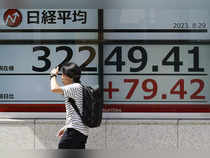 Asia looks to extend rally on China, US rate hopes