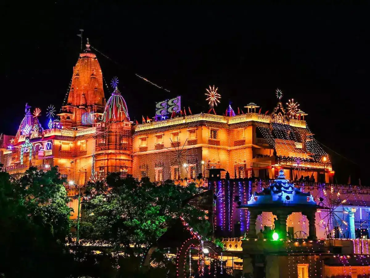 Mathura decorated for a festival