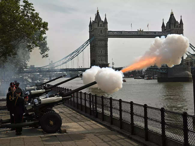 Queen Elizabeth II remembered a year after her death as gun salutes ring out.