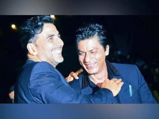 "Our films are back and how..." Akshay Kumar congratulates SRK on 'Jawan' success