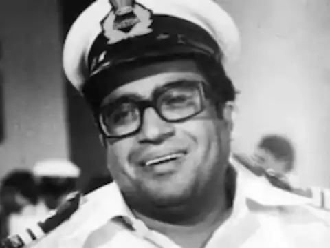 &lsquo;Roti Kapada Aur Makaan&rsquo; (1974)