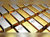 Gold plunges Rs 350; silver nosedives Rs 1,000