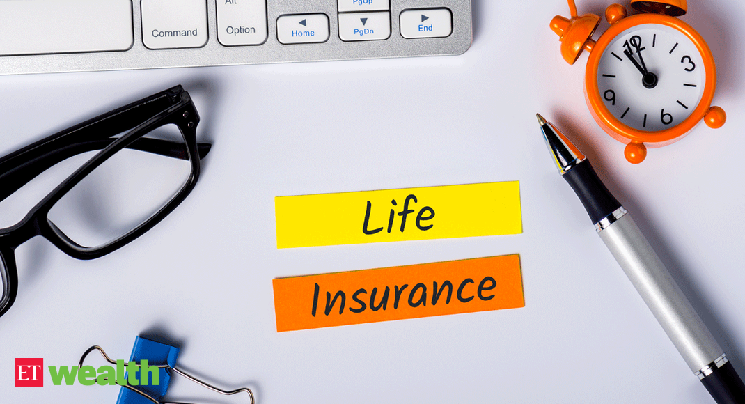 How to initiate a life insurance claim upon maturity