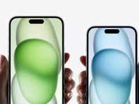iPhone 15: New iPhone 15 line-up dummies tease upcoming design, colour  options; Action button confirmed on Pro models & Dynamic Island on vanilla  ones - The Economic Times