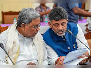 Karnataka Chief Minister Siddaramaiah with Deputy Chief Minister DK Shivakumar