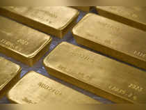 Gold jumps Rs 210; silver climbs Rs 700