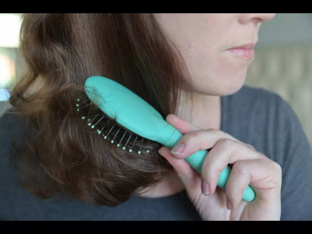 Let your hair dry automatically