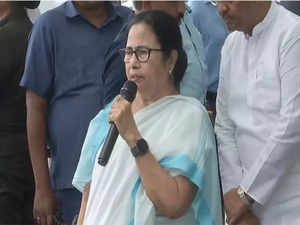 Mamata Banerjee leaves for Spain to participate in three-day business summit