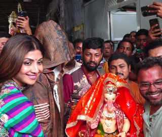 Bollywood gets ready for Lord Ganapati; Shilpa Shetty Kundra sets up idol at home