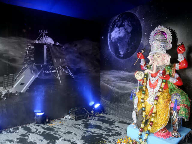 ​Chandrayaan-3 themed Ganesh Chaturthi pandal​