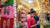 Soon, Delhi may witness a Dubai-like shopping festival