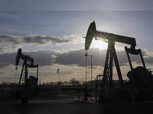 Oil prices creep higher