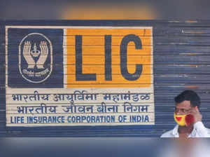 Gratuity limit hiked to Rs 5 lakh for LIC agents