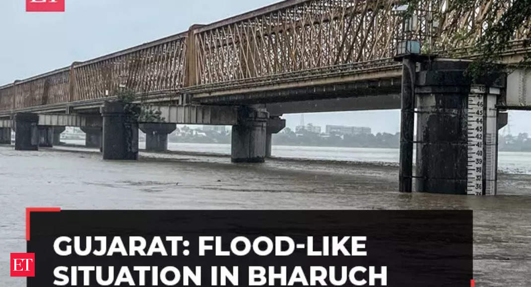 Gujarat: Flood-like situation in Bharuch post heavy rainfall