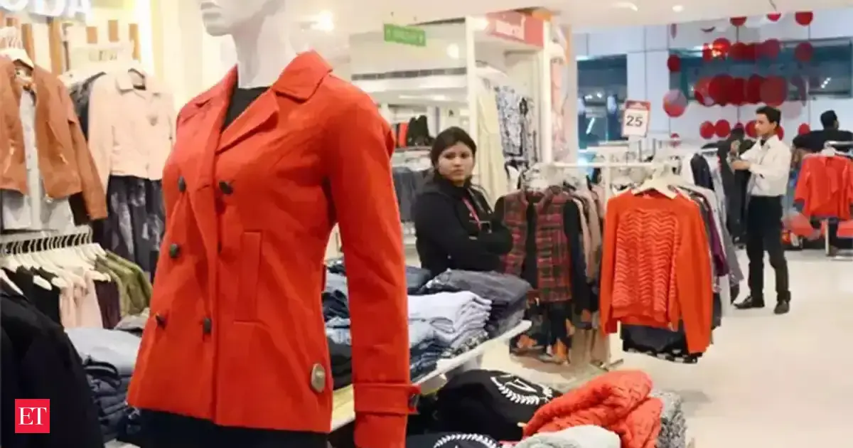 crisil: Apparel retailers likely to register 7-8 per cent revenue growth this fiscal: Report - Vimarsana News