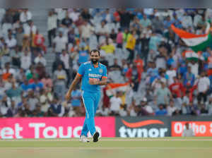 INDvAUS, 1st ODI: Shami bags five-for as India bowl out Australia for 276