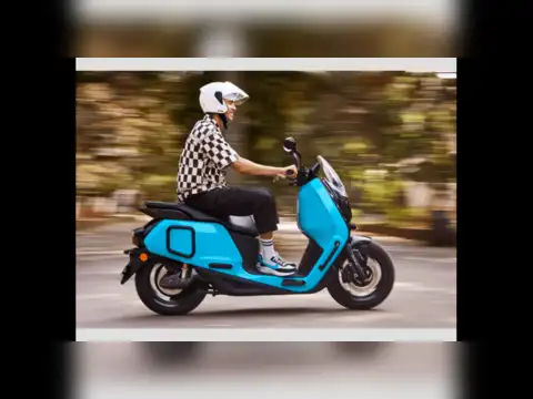 River Indie an electric scooter