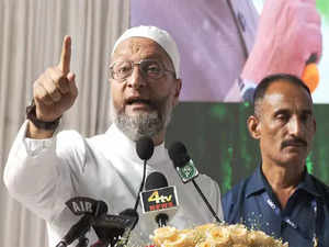 Asaduddin Owaisi challenges Rahul Gandhi to contest elections from Hyderabad