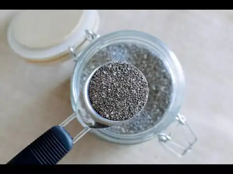 Moisturizing chia seeds for skin