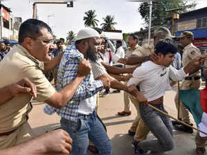 30 hurt as youth clash with police in Manipur