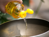'India's edible oil imports likely to fall 6% in 2023-24'
