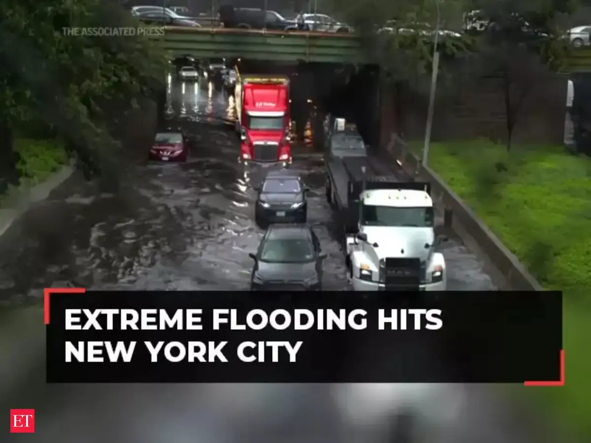New York flooded by heavy rains, subway partly paralyzed; state of ...