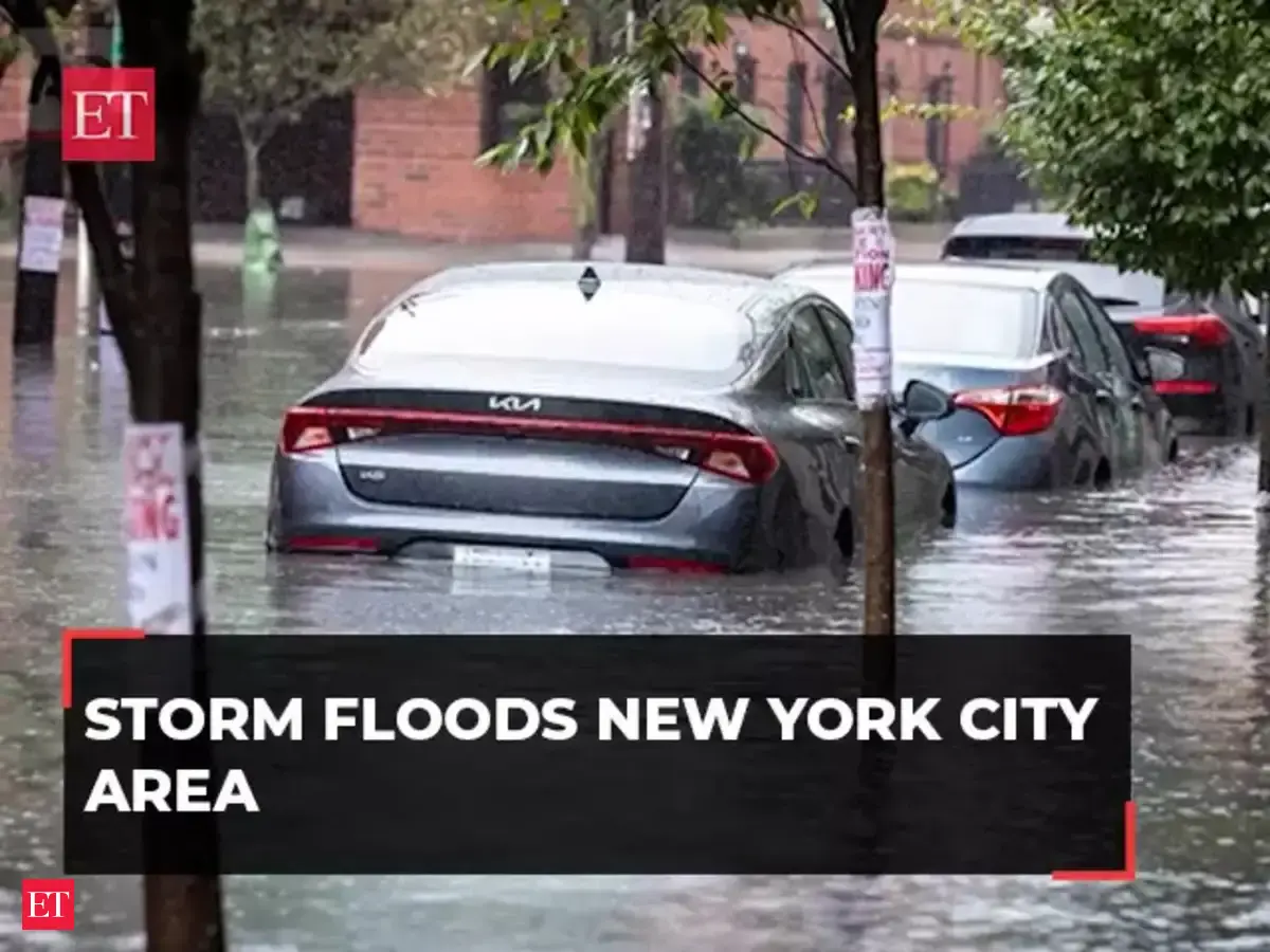 flooding: Flash flooding hits New York City, swamping streets and ...