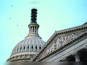 US Congress Tees up Votes in a Last-minute Scramble