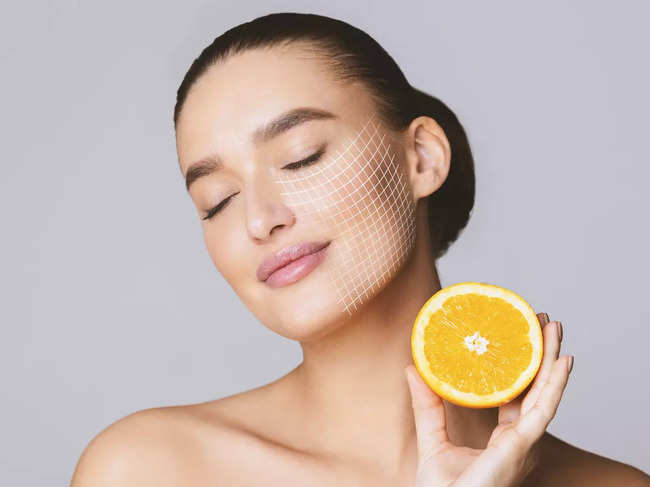 Vitamin C is an antioxidant that can neutralize free radicals and stimulate collagen production