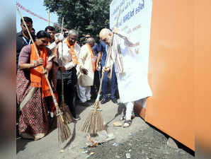 Amit Shah leads cleanliness drive in Ahmedabad ahead of Gandhi Jayanti