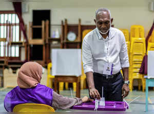Maldives hold second round of a presidential election in Male