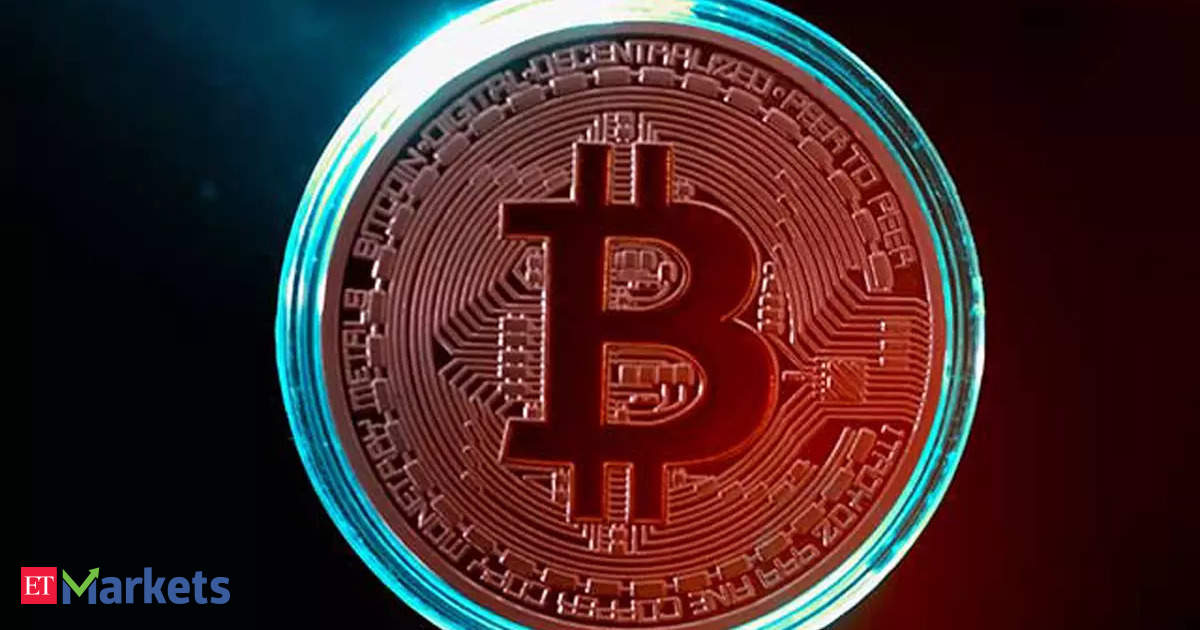 Bitcoin advances to 6-week high as new quarter sees inflows