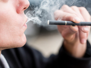 ​Switching from cigarettes to e-cigarettes does no good​