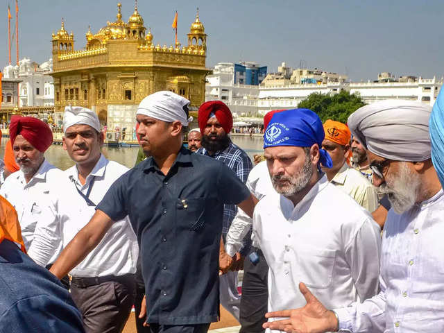 ​Rahul Gandhi's Golden Temple visit​