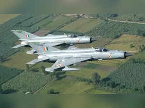 IAF Group Captain killed in MiG-21 crash.