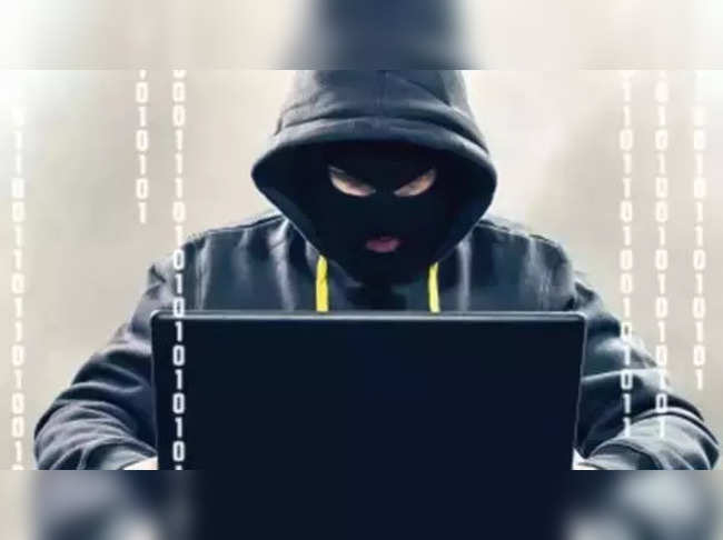 Thane cyber fraud