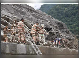 **EDS: IMAGE VIA @PIBHomeAffairs** North Sikkim: Search and rescue operation und...
