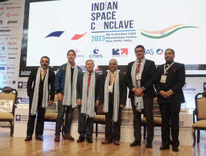 Pic 1- India and France forge deeper ties in Space sector at Indian Space Conclave 2023