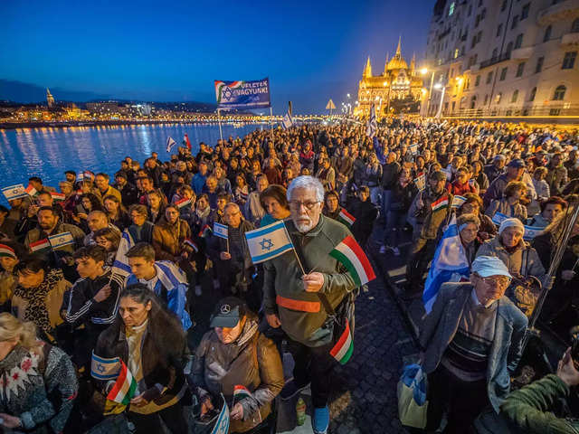 ​Hungarian demonstrators rally for Israel​