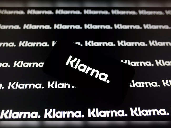 FILE PHOTO: A smartphone displays a Klarna logo in this illustration