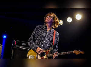 Former Sonic Youth guitarist Thurston Moore cancels U.S. book tour. This is what happened