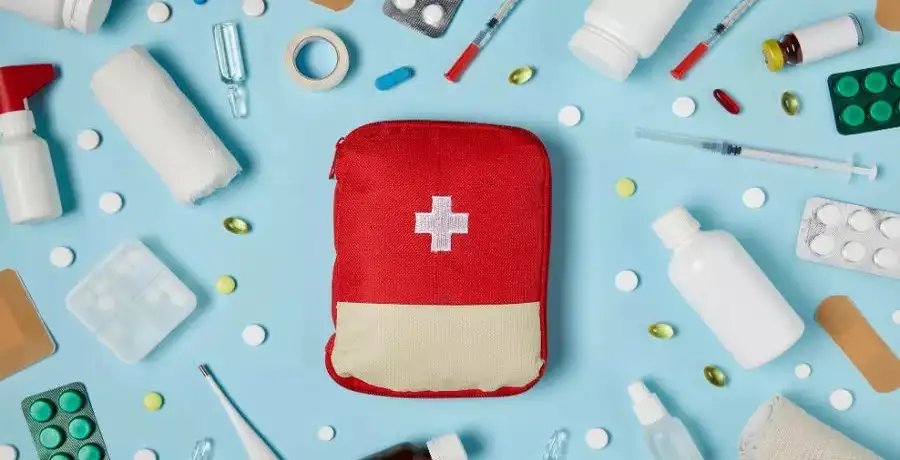 8 must-have things to keep in your first aid kit - Vimarsana News
