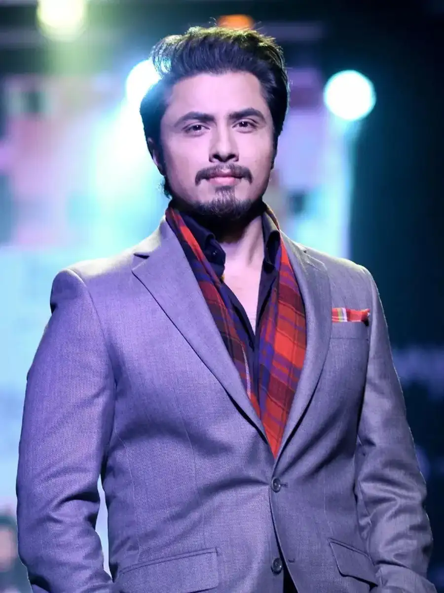 7-pakistani-singers-who-have-sung-bollywood-songs-mirchiplus