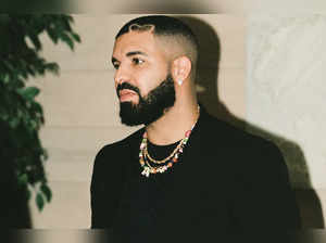 Drake debuts at No.1 in Australia with 'For All The Dogs'. Know about The Screaming Jets, Russel Morris, Others